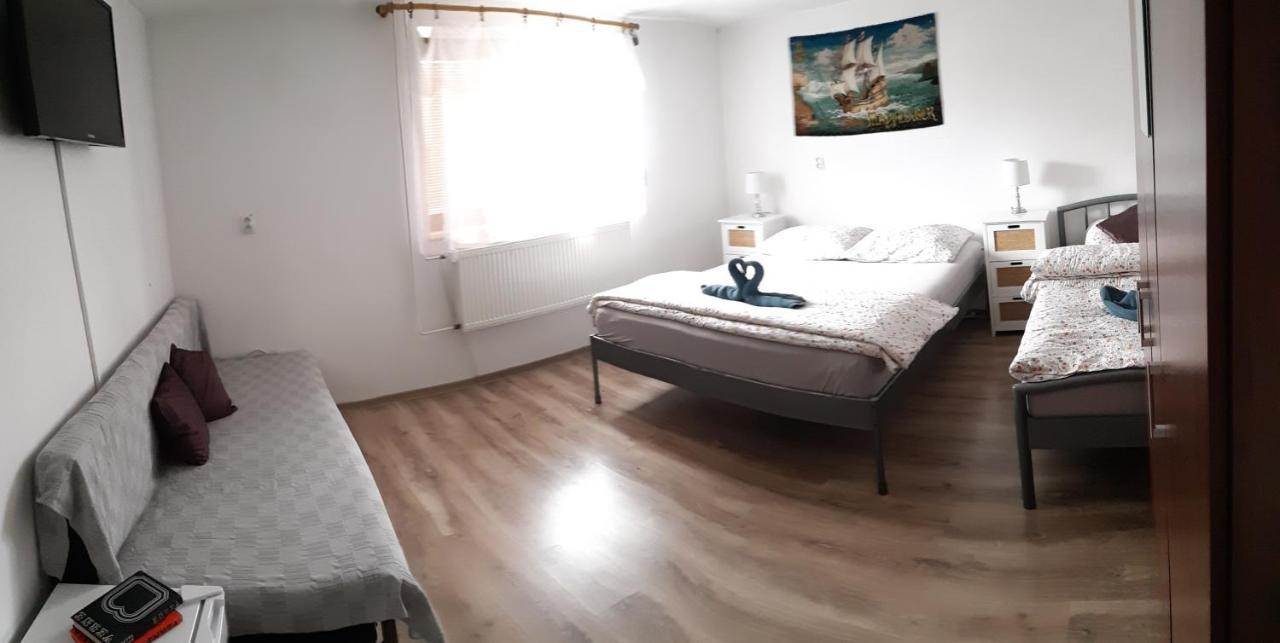 Apartman U Benkov Lúčky エクステリア 写真